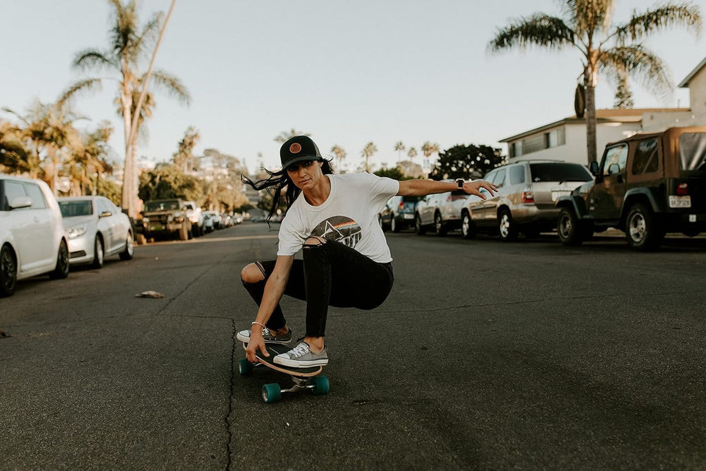 Cruiser - 29"X10" 7-Ply North American Maple Deck, Carving Truck, Fully Assembled, Supports up to 275 Lbs for Surf-Like Carving